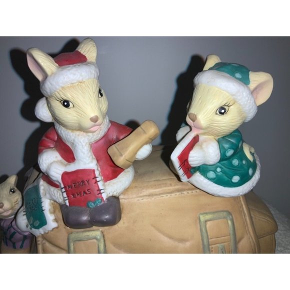 Ceramic Christmas Card Mail Holder Mr & Mrs Santa Mice & Helper - Picture 2 of 9